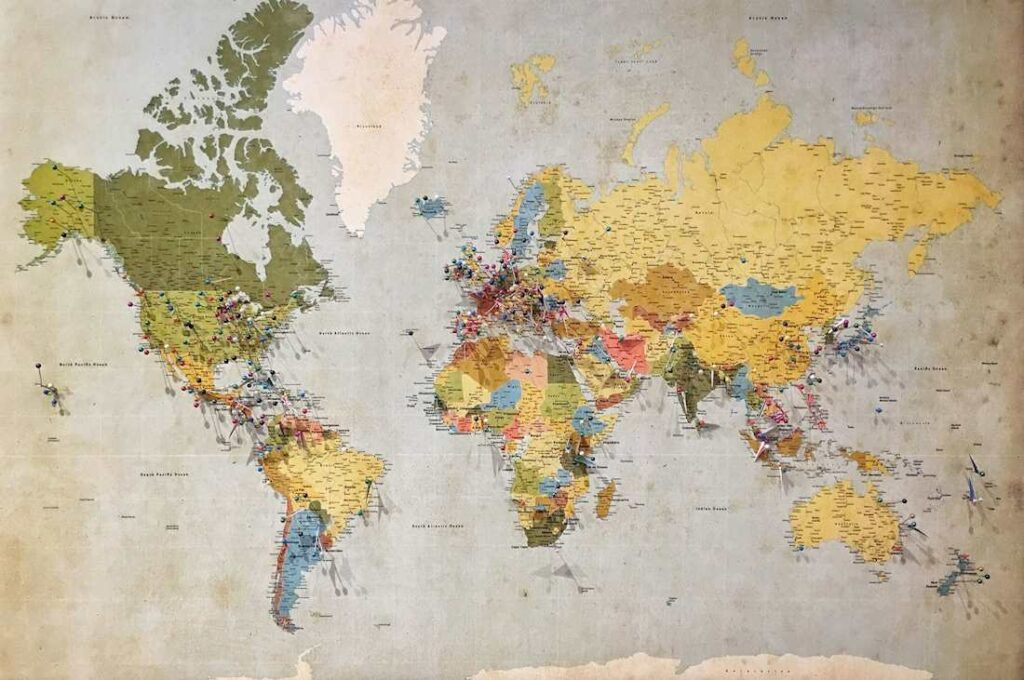 Vue d'un planisphère avec tous les continents.