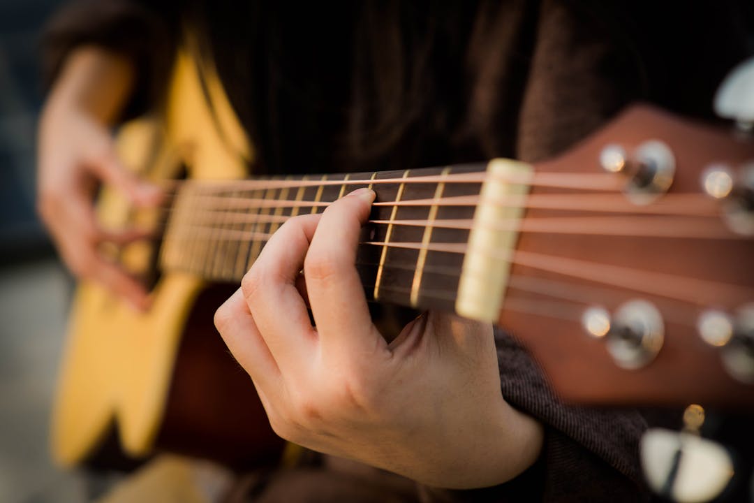 Quelles sont les bases de la guitare ?