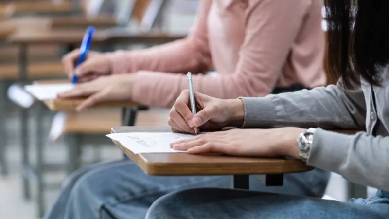 Quelles sont les dates du brevet 2025 ?