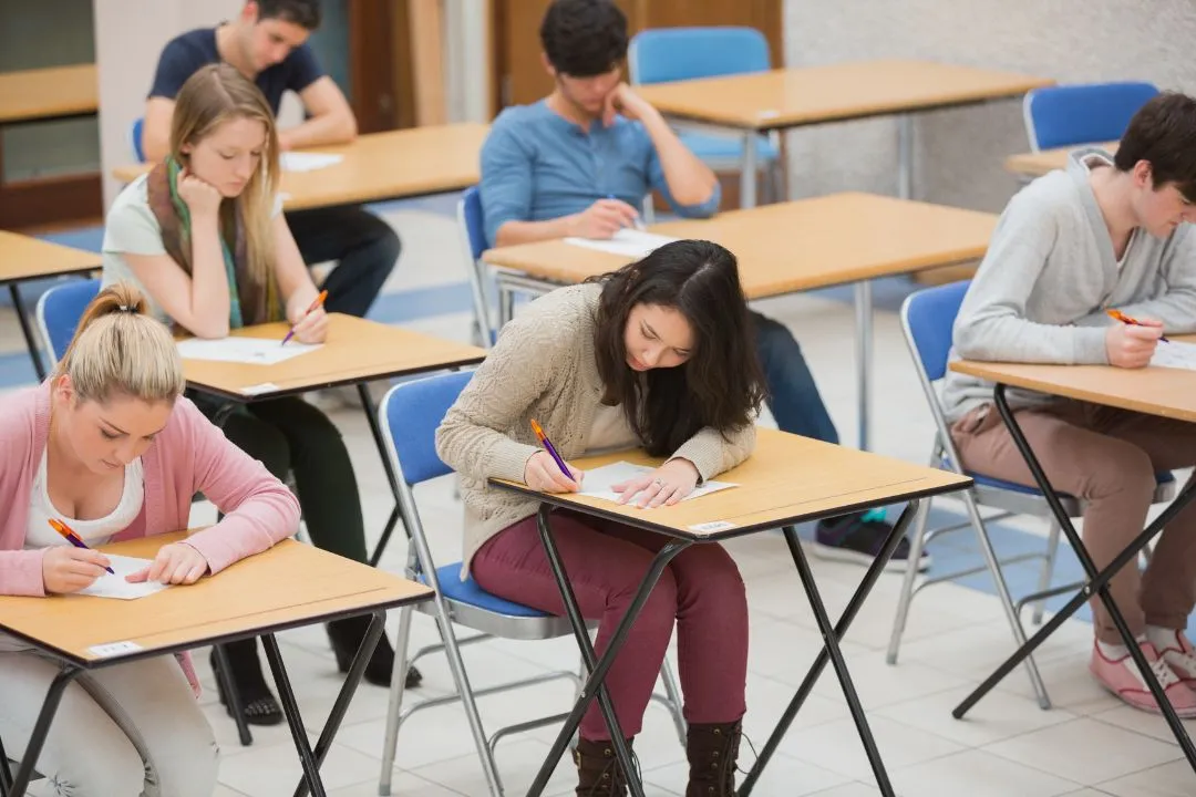 Comment réviser le bac 2025 ?