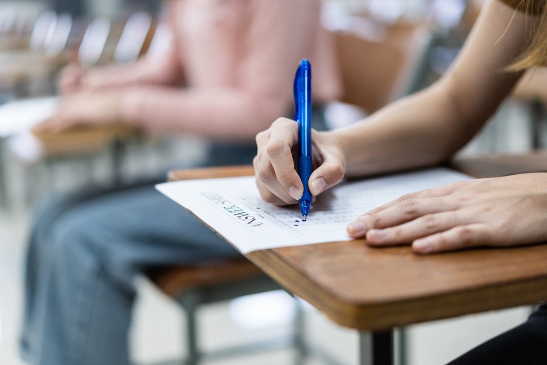 Comment réviser les spécialités du bac ?