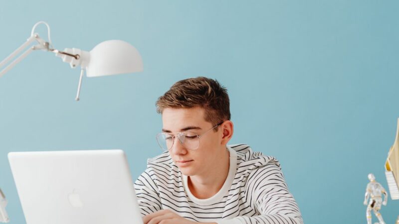 Est-ce que l&rsquo;IA aide à progresser en cours particuliers ?