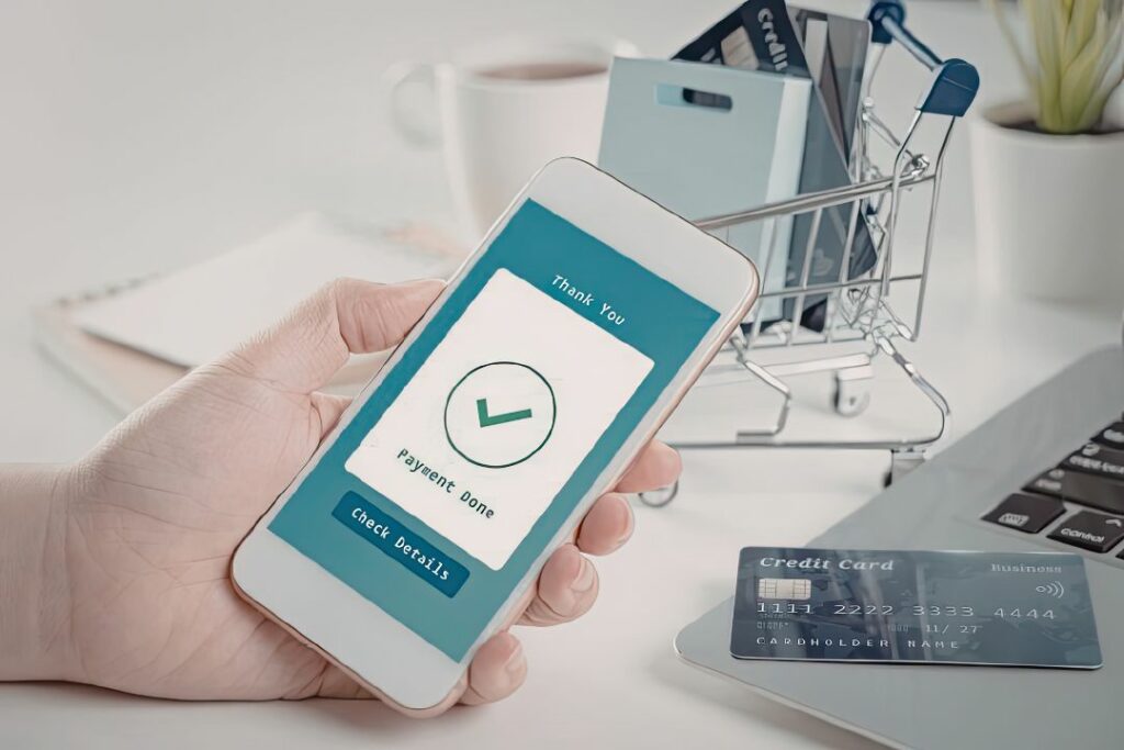 Paiement en ligne sur smartphone avec carte bancaire pour régler un cours de physique chimie.