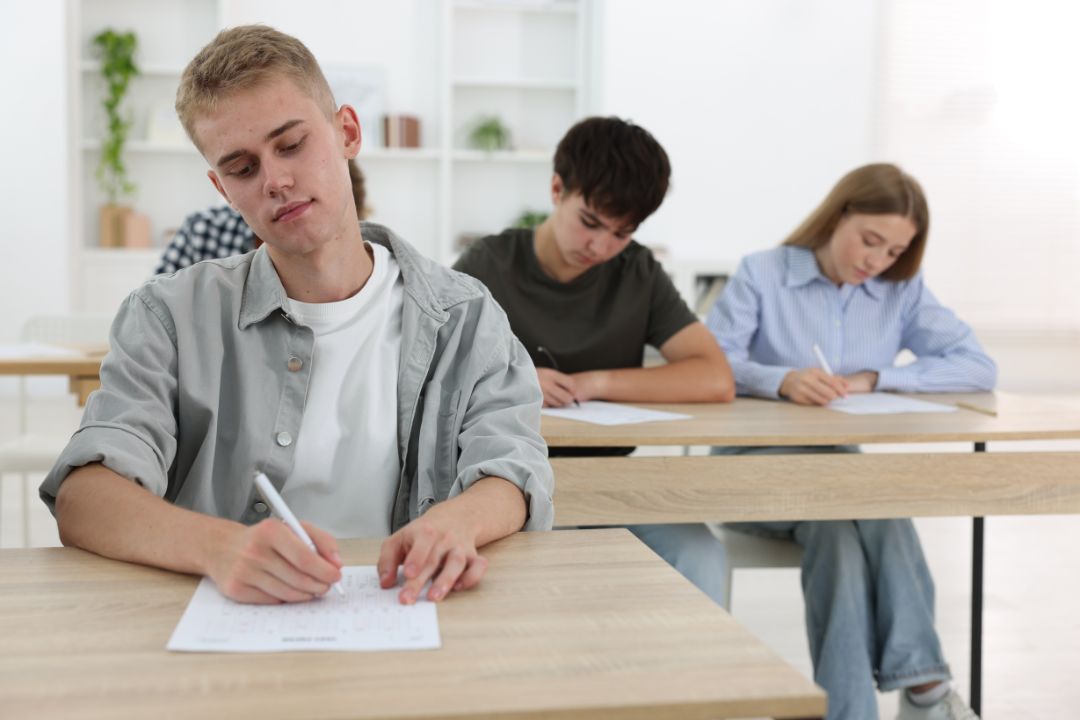 La philosophie en Terminale : le programme, les notions et les auteurs à connaître !